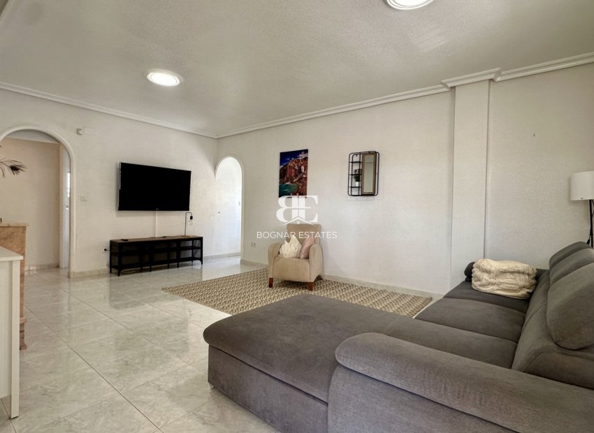 Resale - Villa -
Orihuela Costa - Los Altos