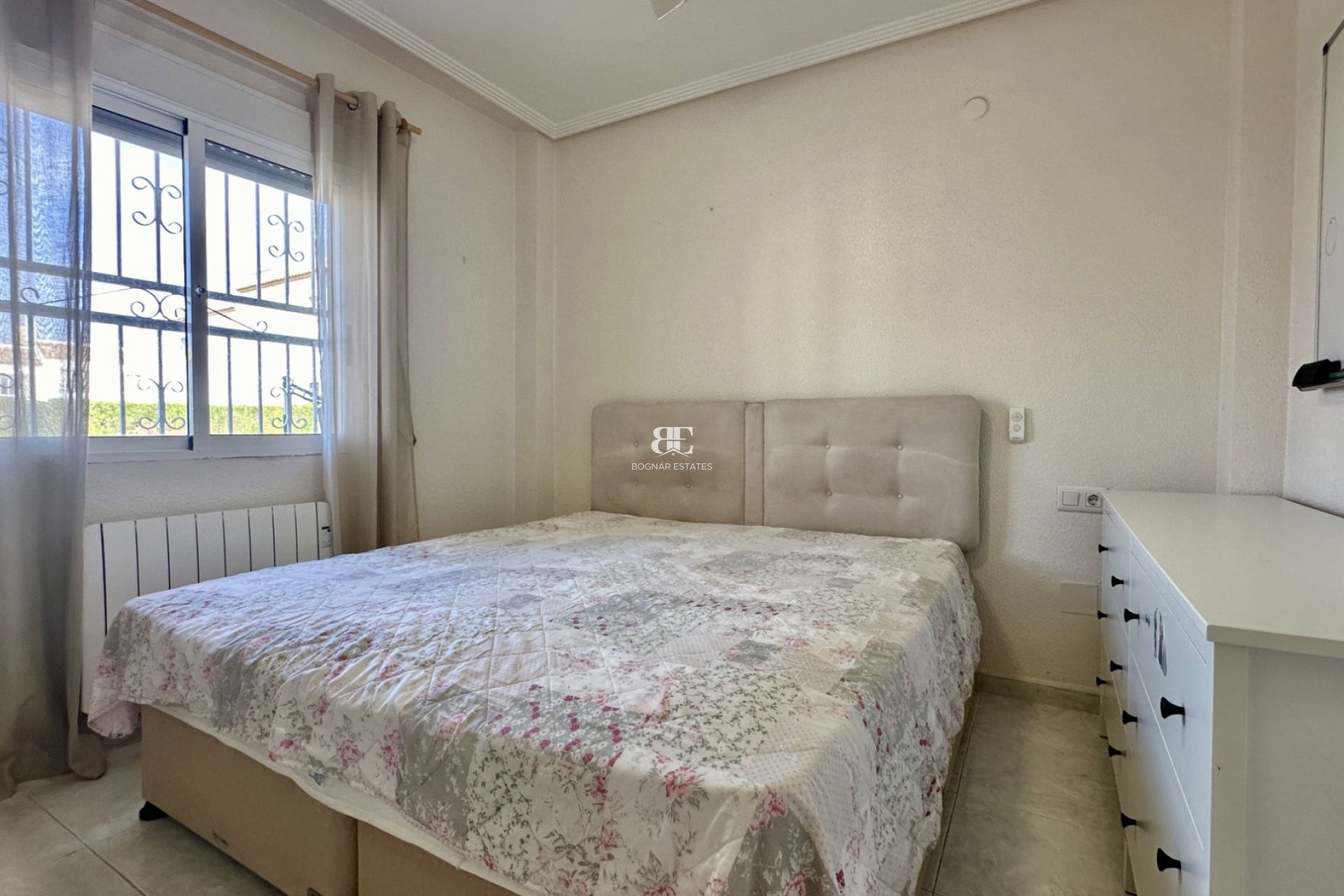 Resale - Villa -
Orihuela Costa - Los Altos