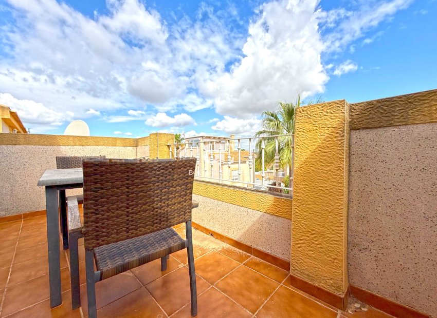 Resale - Villa -
Orihuela Costa - Los Altos
