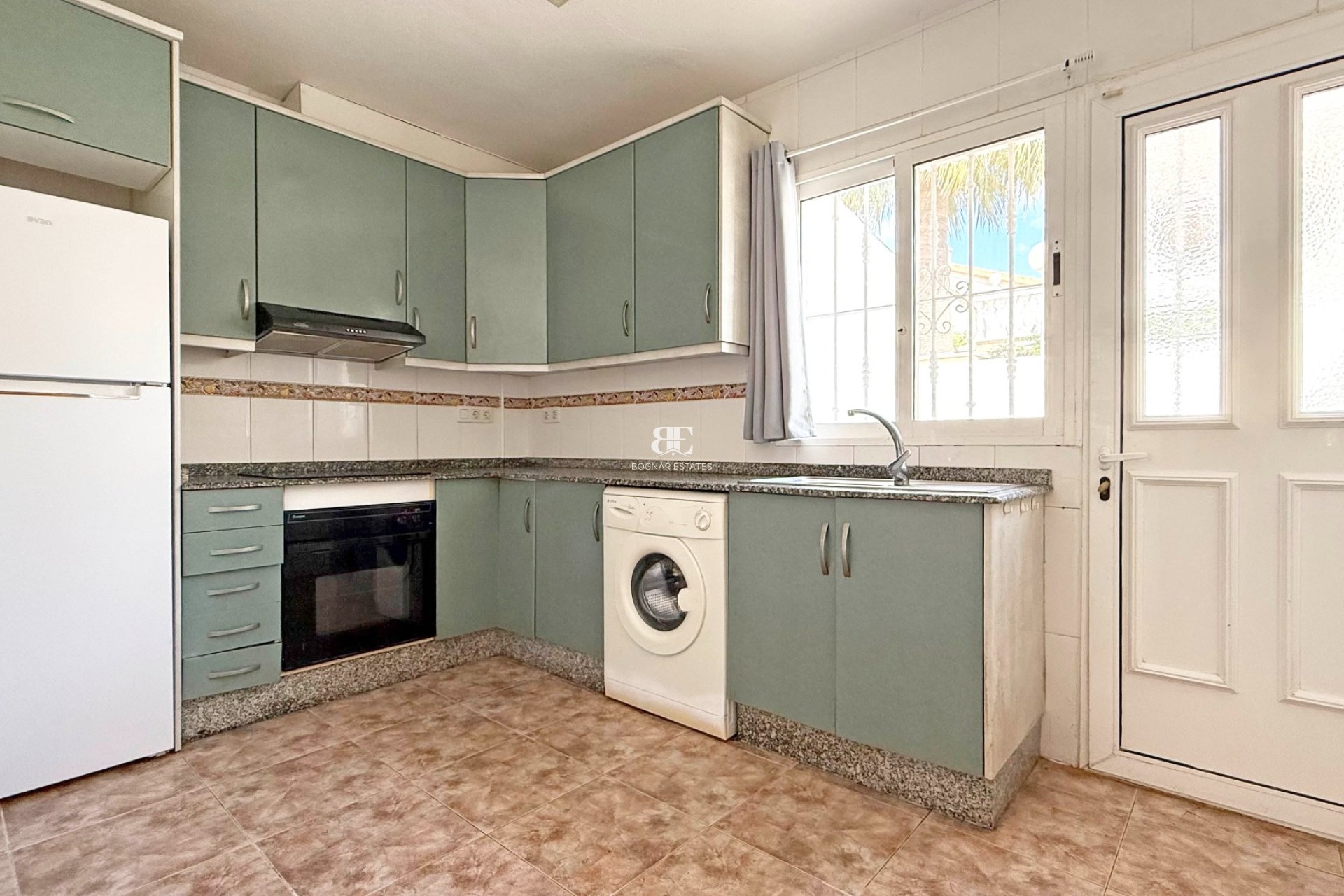 Resale - Villa -
Orihuela Costa - Los Altos
