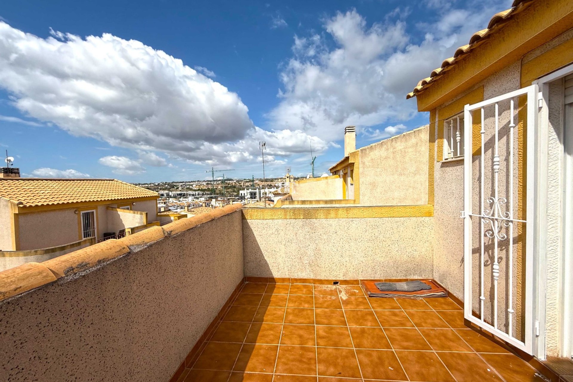 Resale - Villa -
Orihuela Costa - Los Altos
