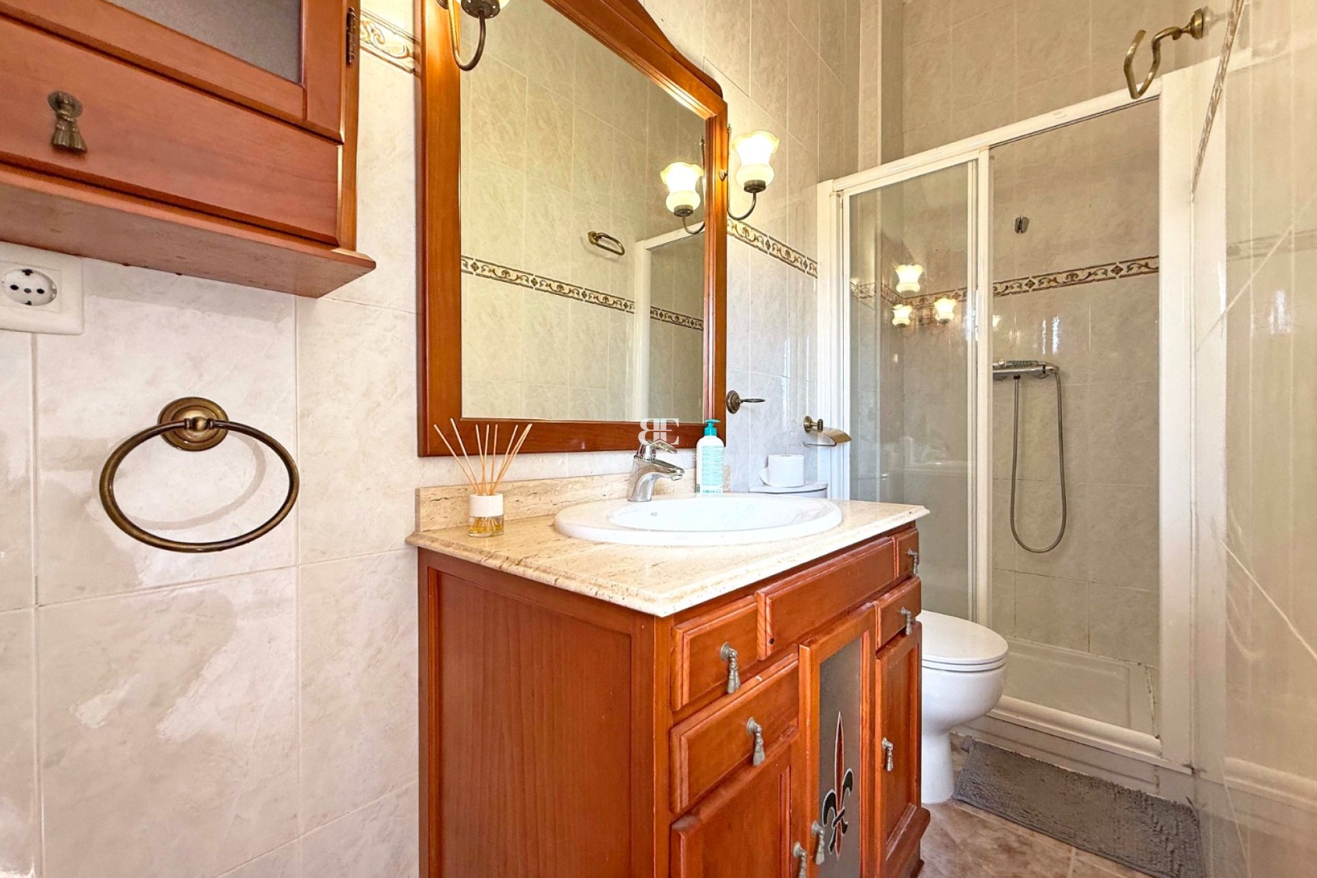 Resale - Villa -
Orihuela Costa - Los Altos