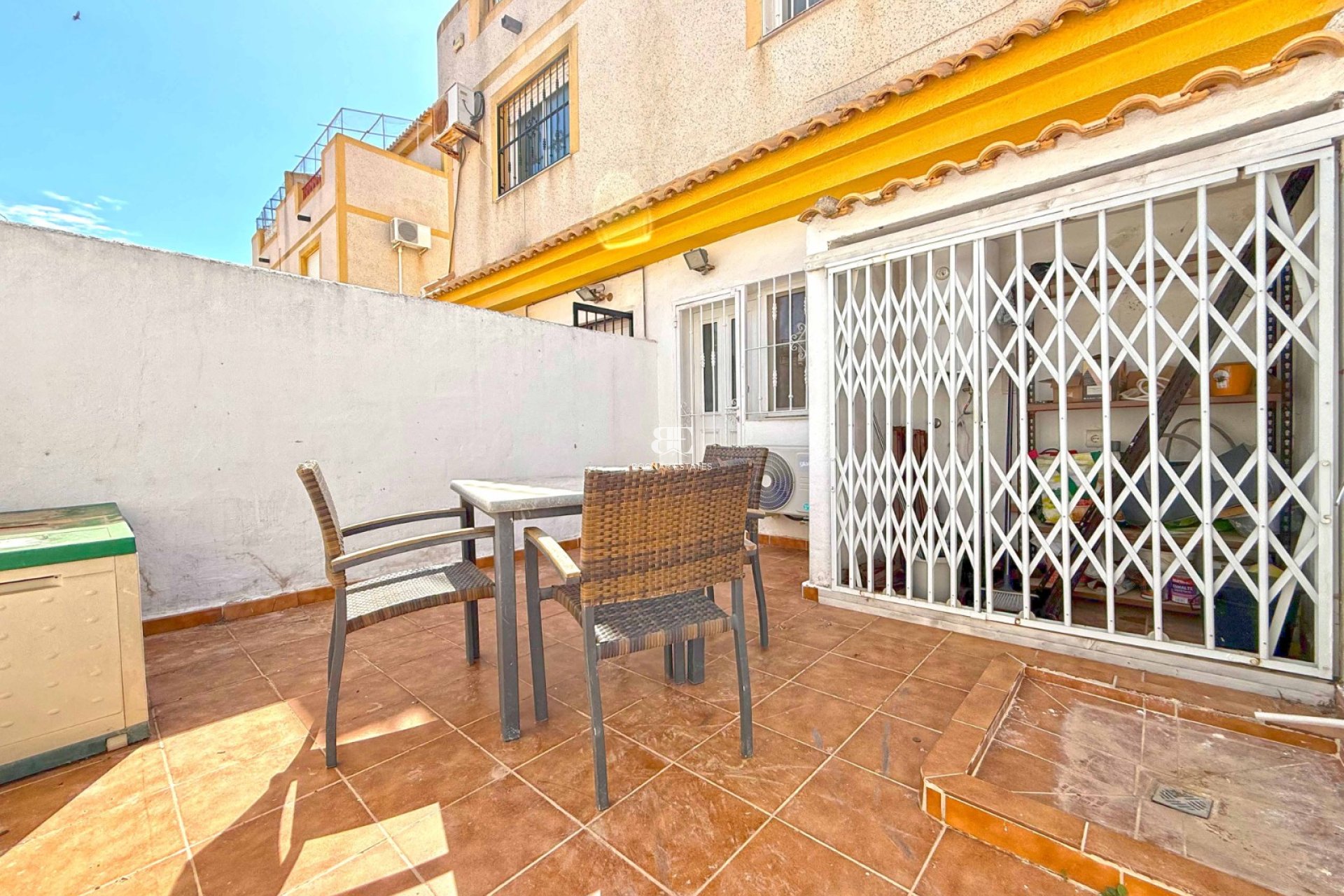 Resale - Villa -
Orihuela Costa - Los Altos