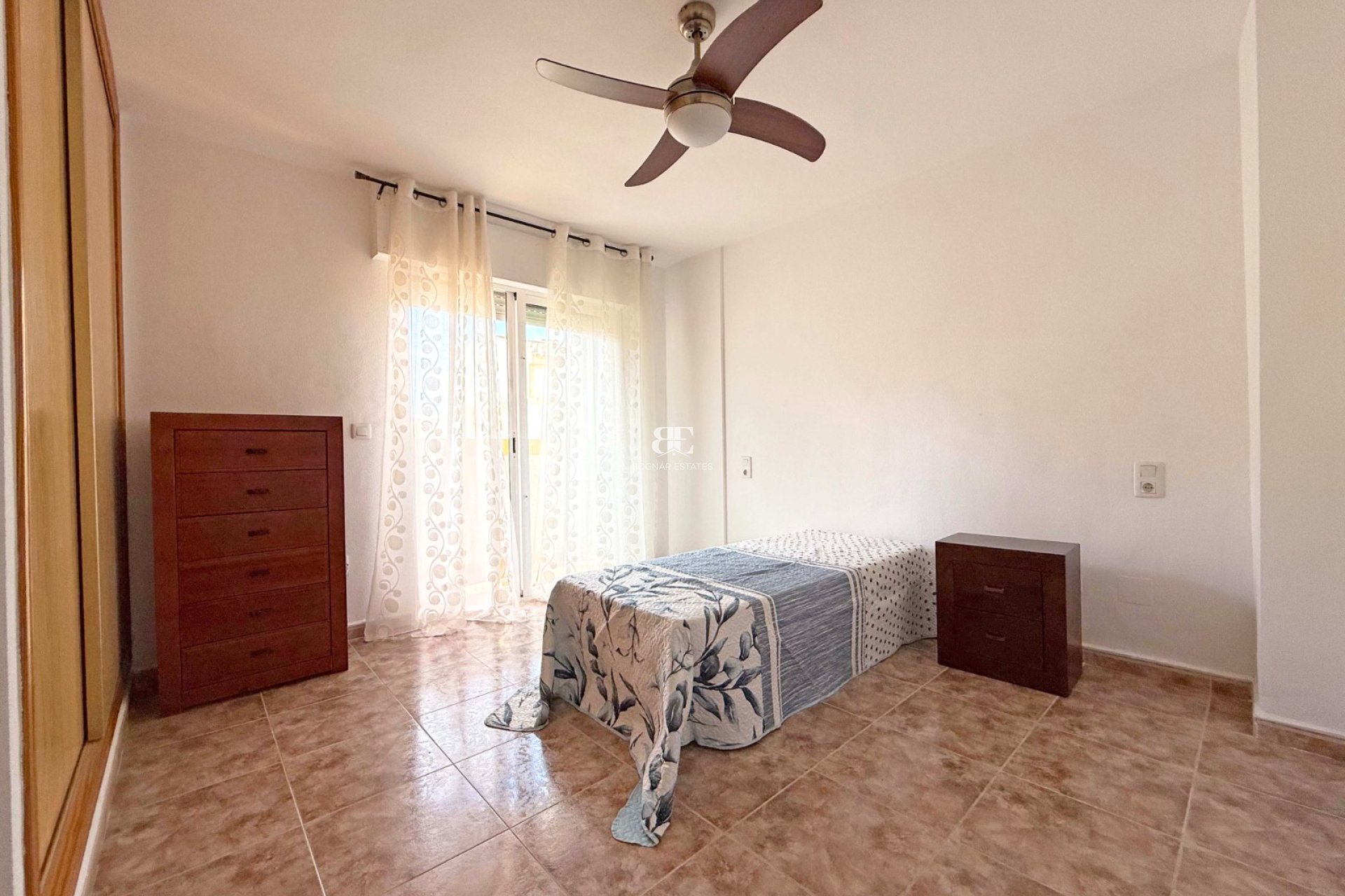 Resale - Villa -
Orihuela Costa - Los Altos