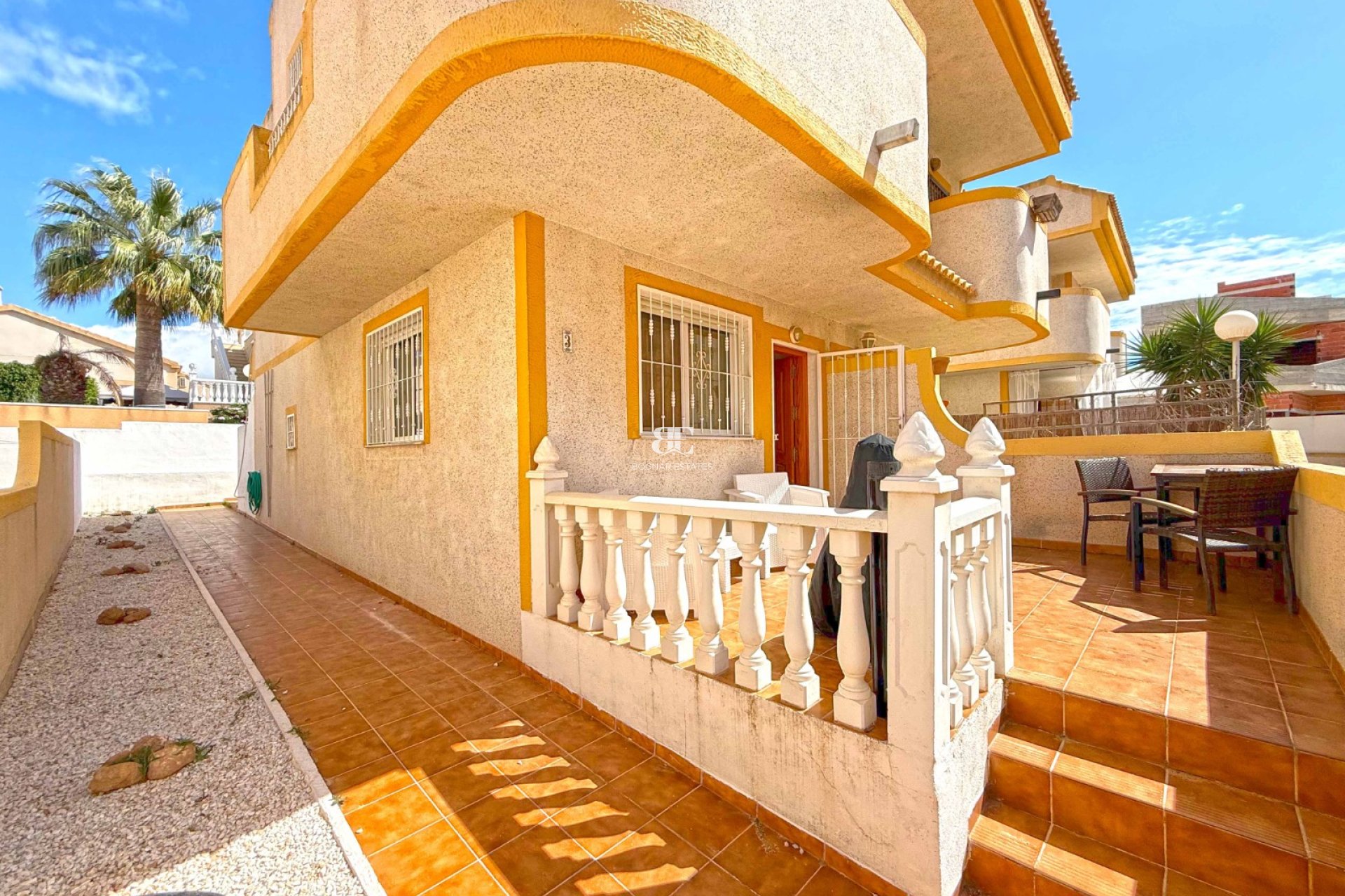 Resale - Villa -
Orihuela Costa - Los Altos