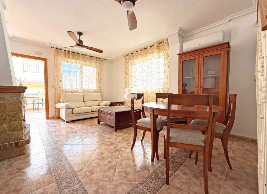 Resale - Villa -
Orihuela Costa - Los Altos