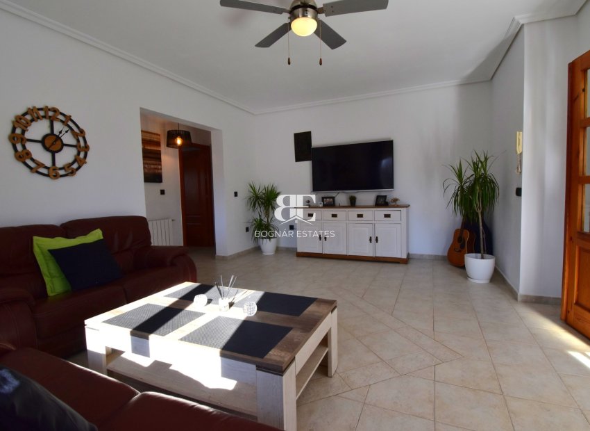 Resale - Villa -
Orihuela Costa - Los Balcones