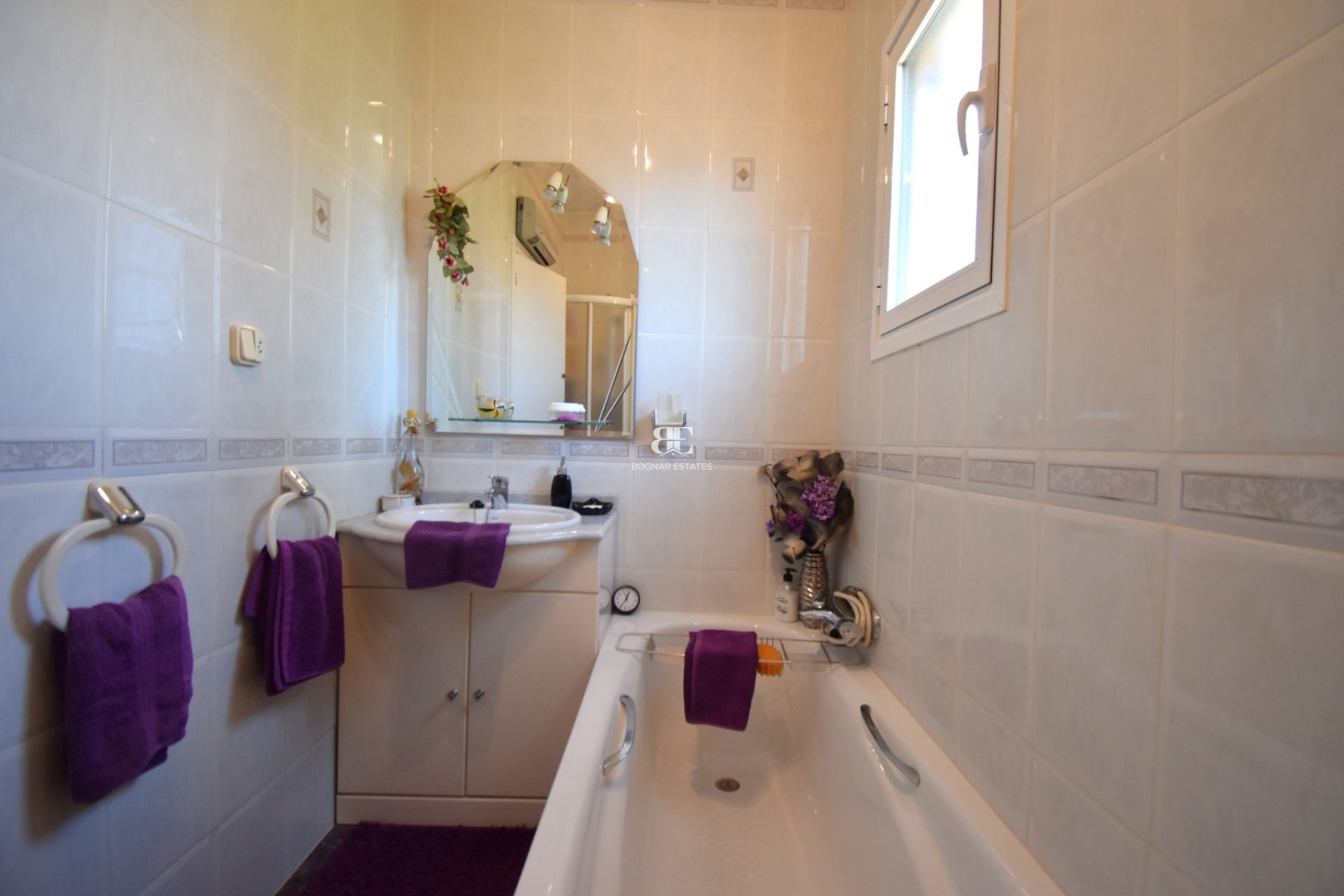 Resale - Villa -
Orihuela Costa - Los Balcones