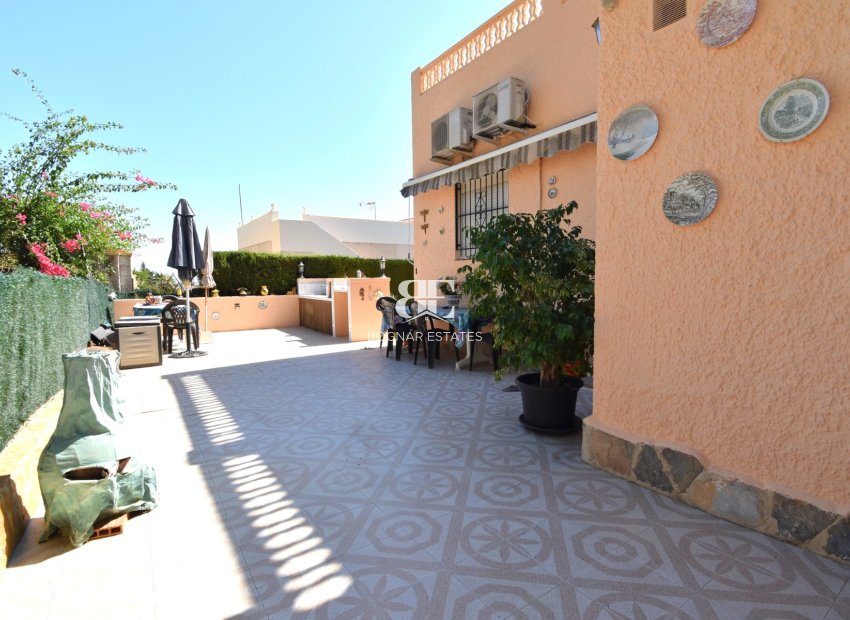 Resale - Villa -
Orihuela Costa - Los Balcones
