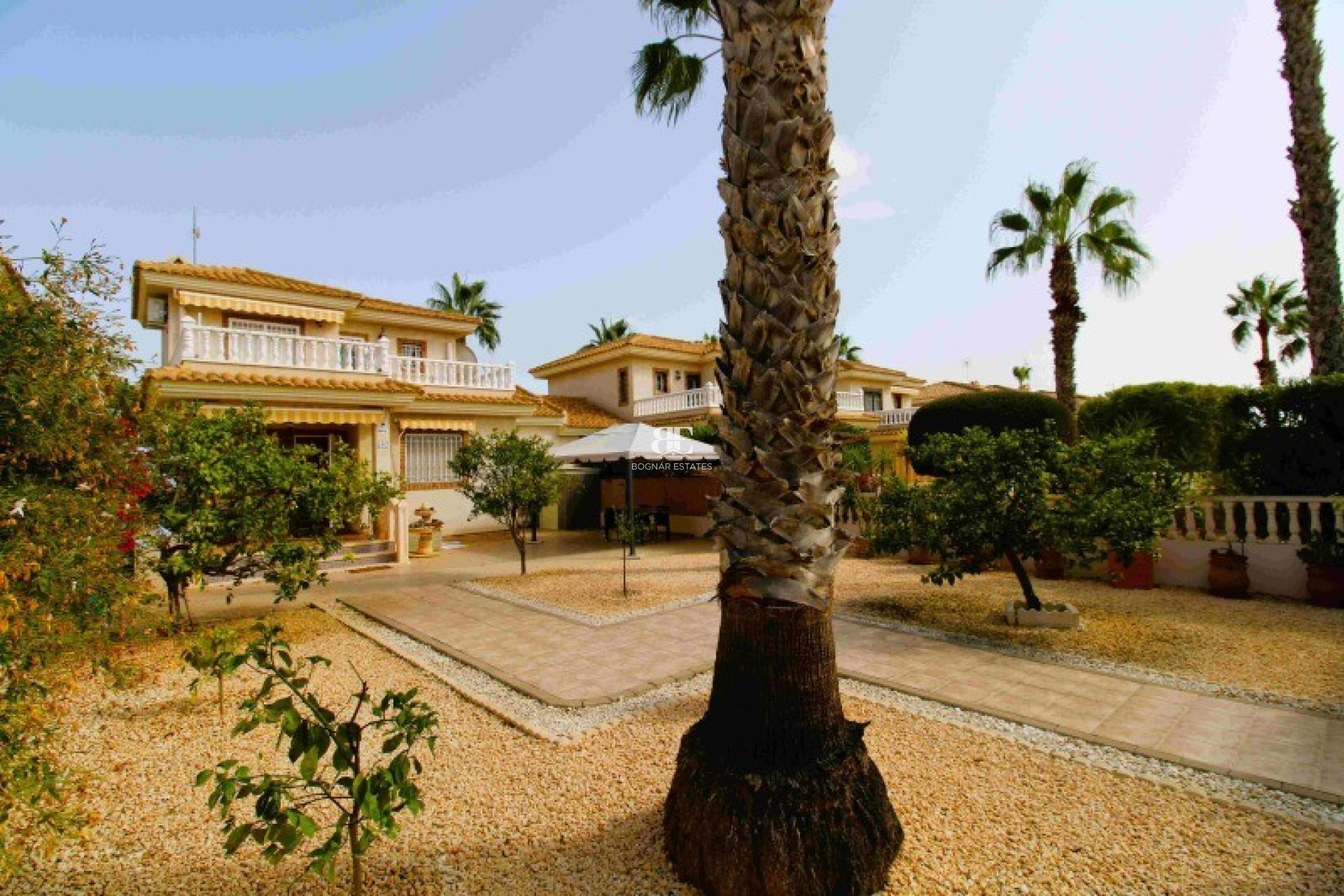 Resale - Villa -
Orihuela Costa - Los Dolses
