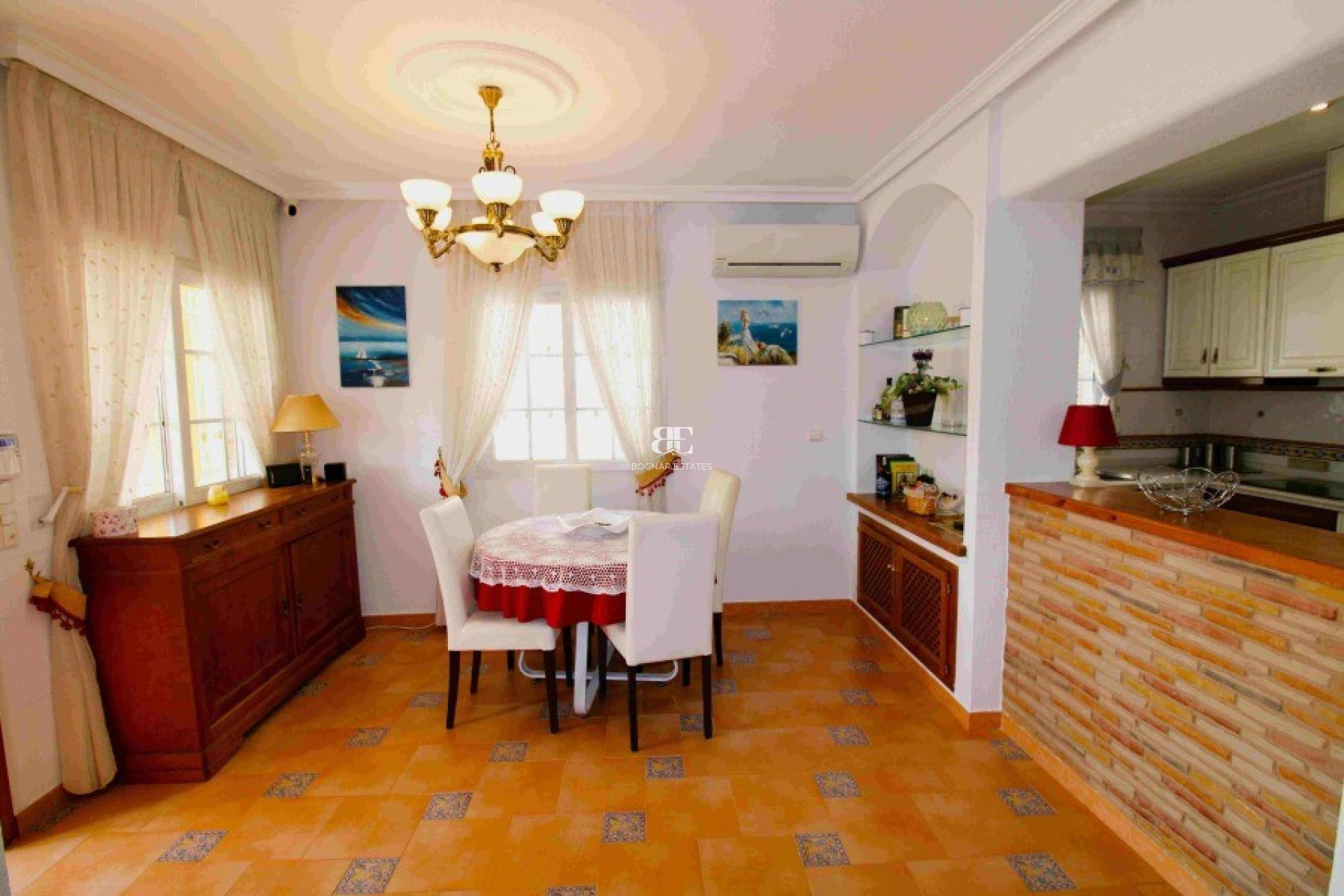 Resale - Villa -
Orihuela Costa - Los Dolses