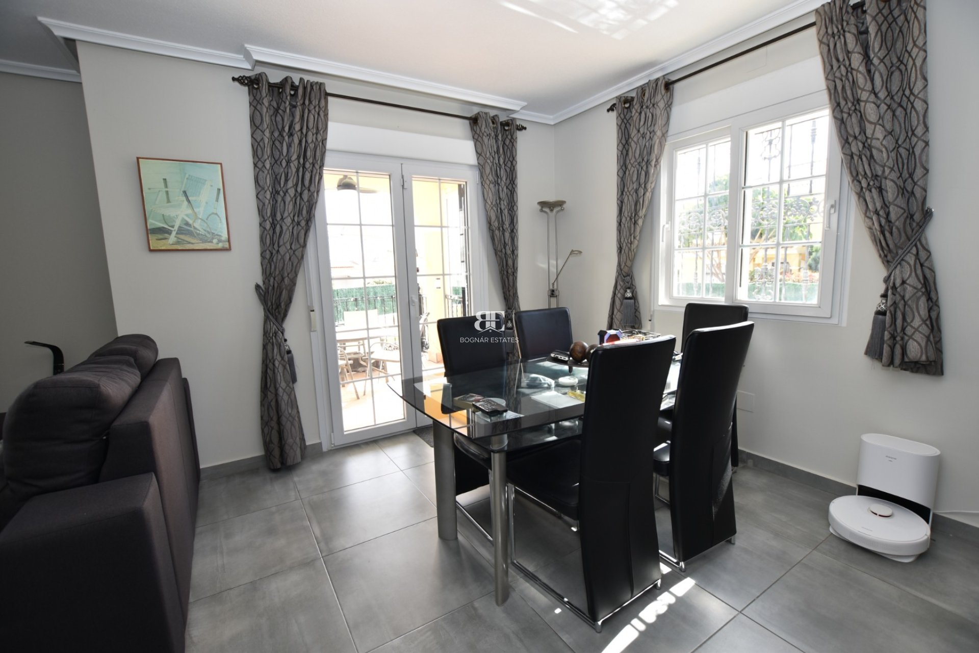 Resale - Villa -
Orihuela Costa - Los Dolses