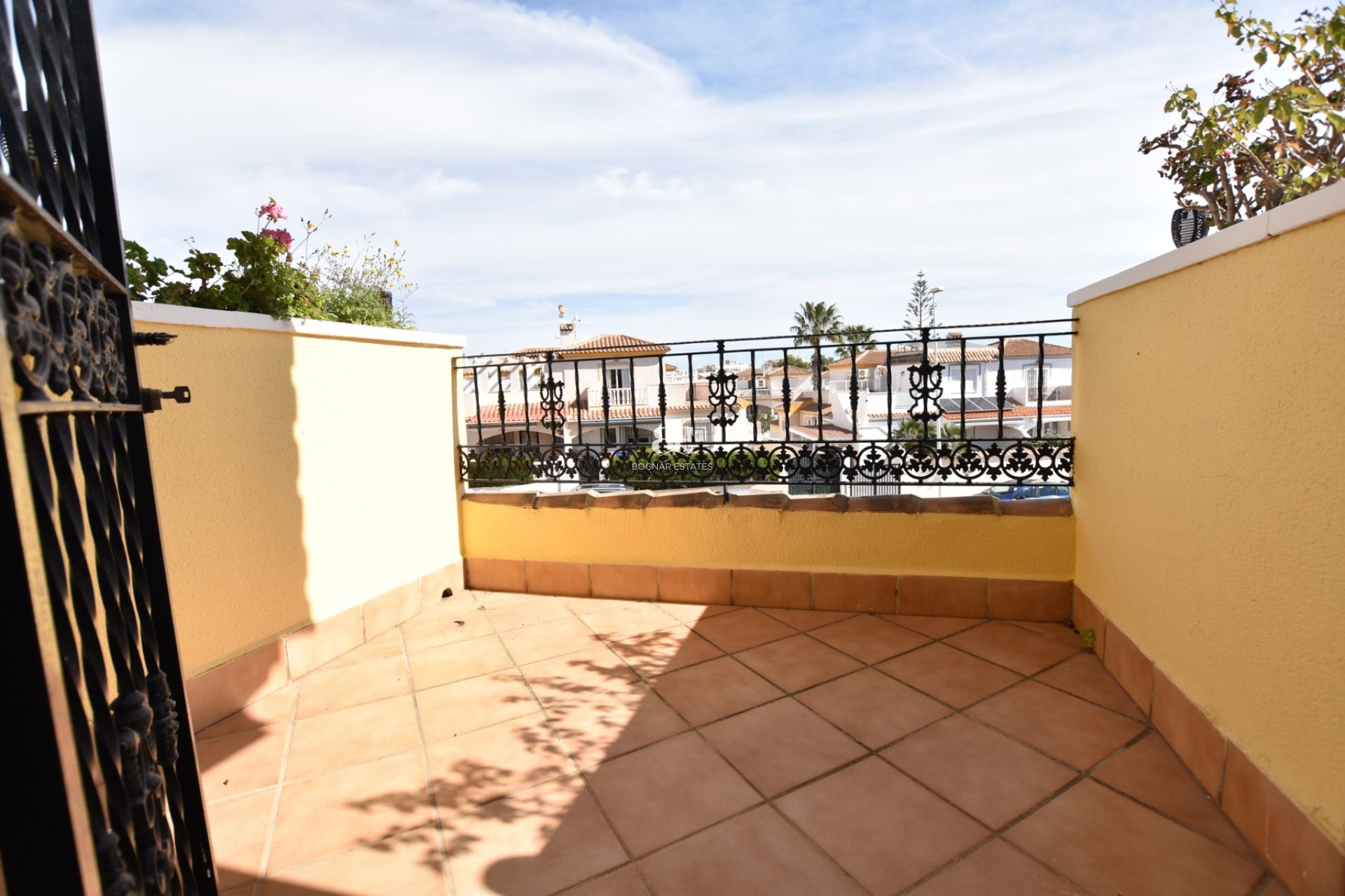 Resale - Villa -
Orihuela Costa - Los Dolses