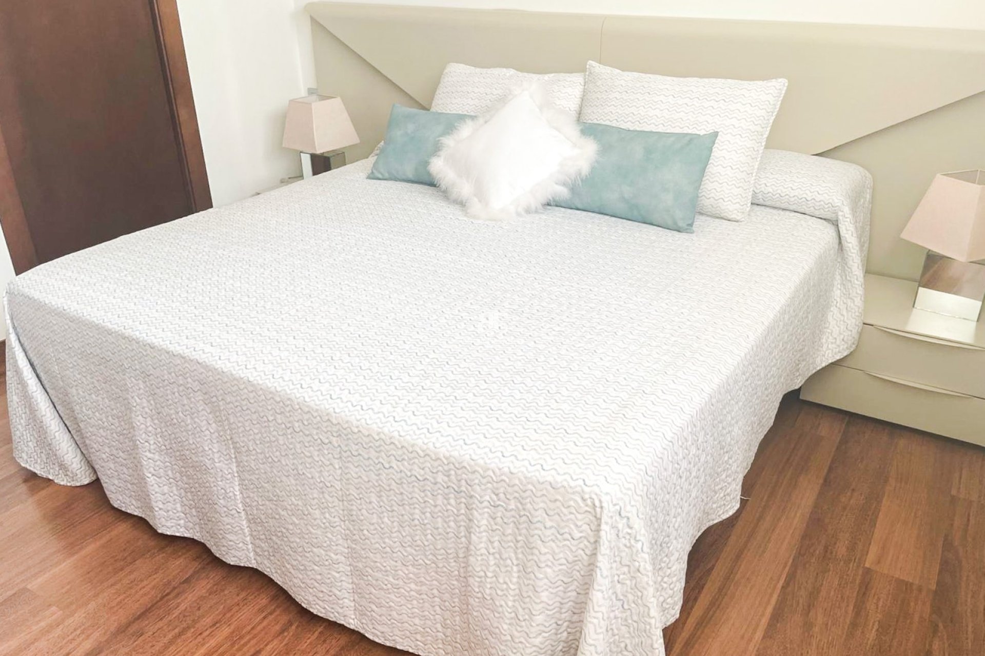 Resale - Villa -
Orihuela Costa - Mil Palmeras