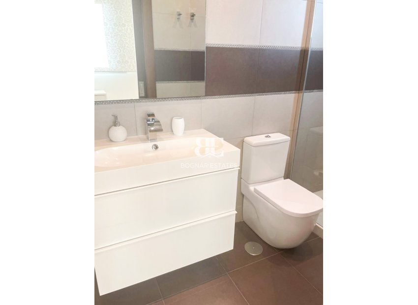 Resale - Villa -
Orihuela Costa - Mil Palmeras