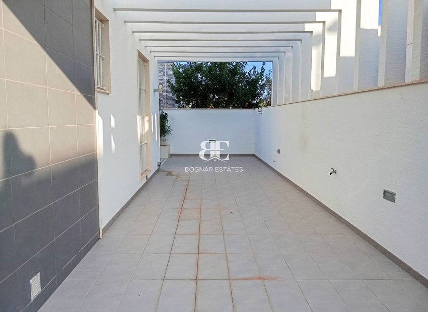 Resale - Villa -
Orihuela Costa - Mil Palmeras