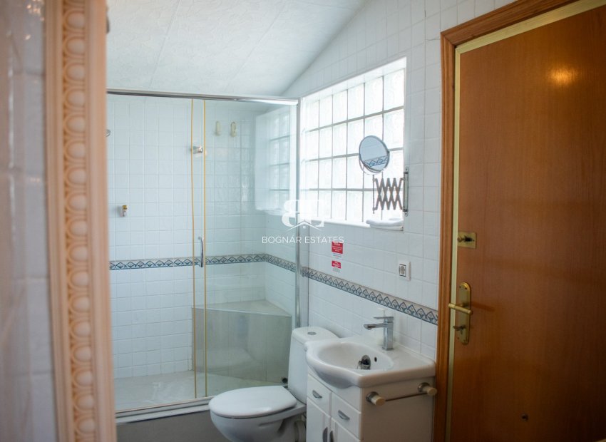Resale - Villa -
Orihuela Costa - MUY CERCA DE LA PLAYA