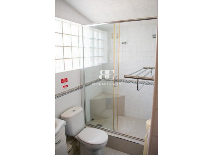 Resale - Villa -
Orihuela Costa - MUY CERCA DE LA PLAYA