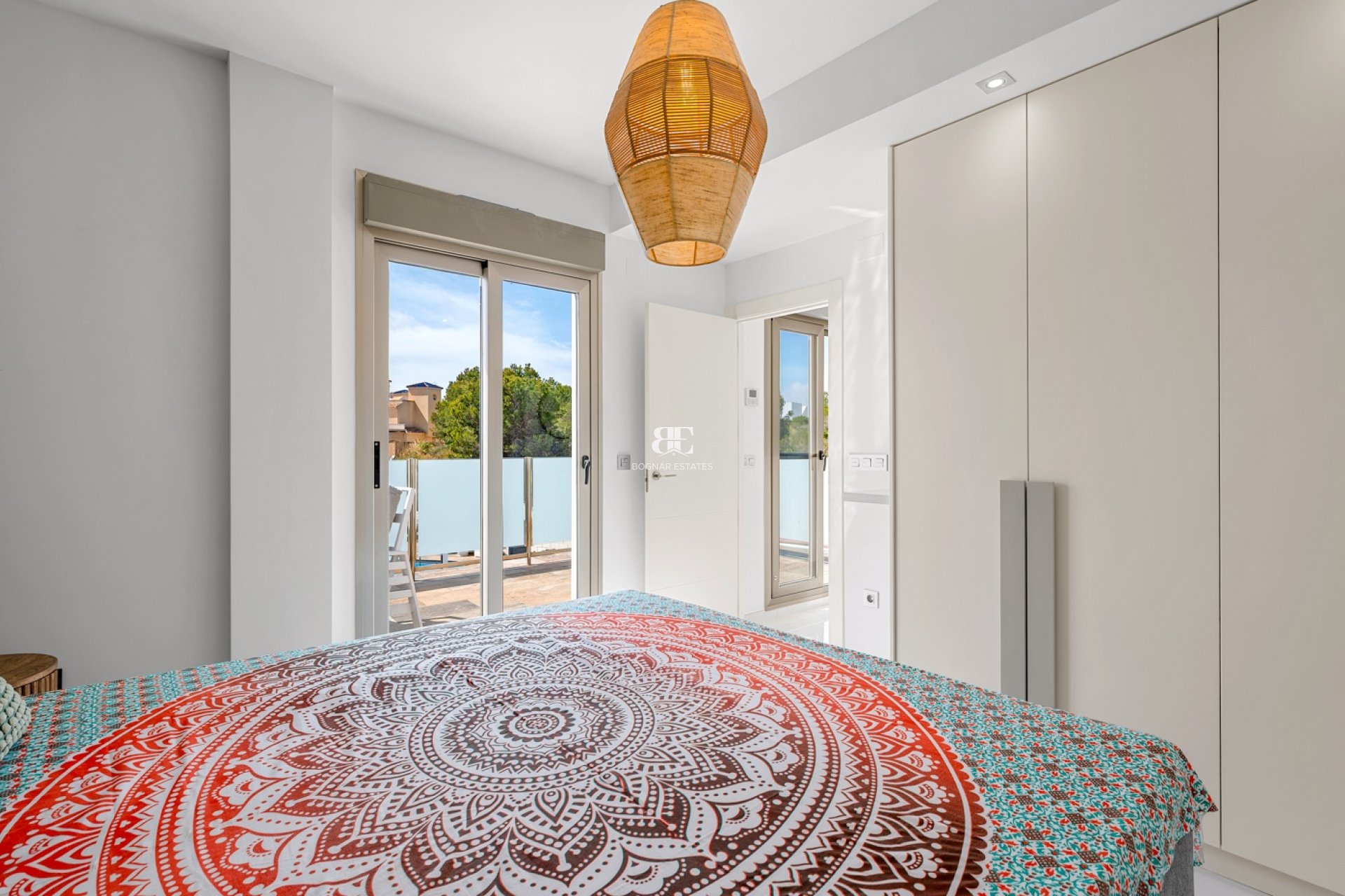 Resale - Villa -
Orihuela Costa - Pau 8*