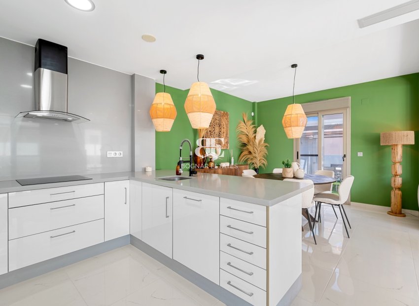 Resale - Villa -
Orihuela Costa - Pau 8*