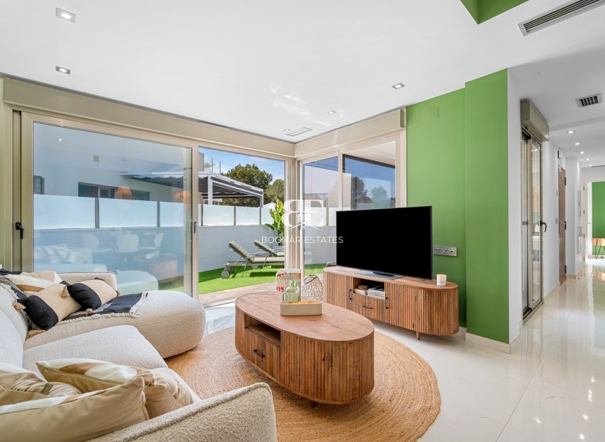 Resale - Villa -
Orihuela Costa - Pau 8*