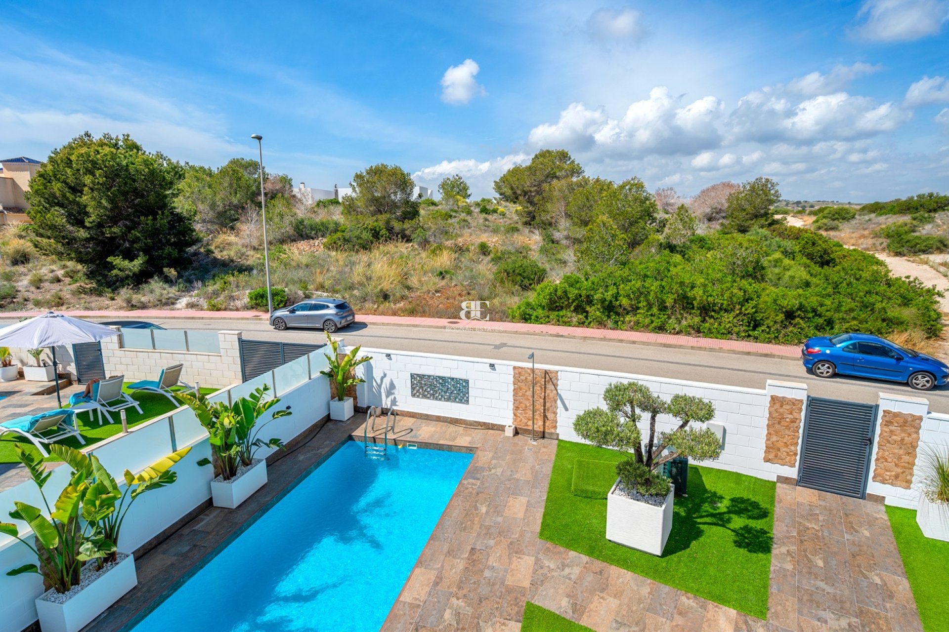 Resale - Villa -
Orihuela Costa - Pau 8*