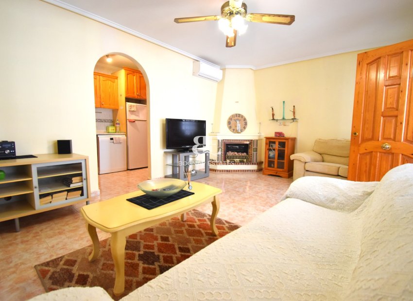 Resale - Villa -
Orihuela Costa - Playa Flamenca