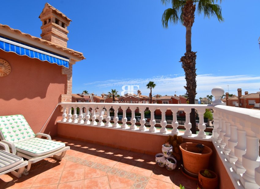 Resale - Villa -
Orihuela Costa - Playa Flamenca
