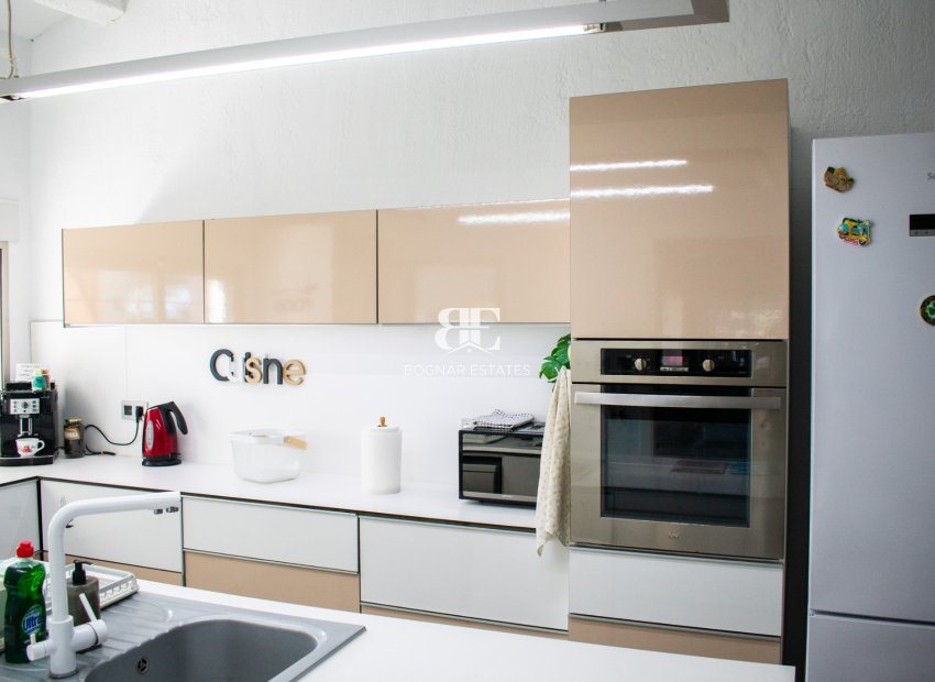 Resale - Villa -
Orihuela Costa - Punta Prima