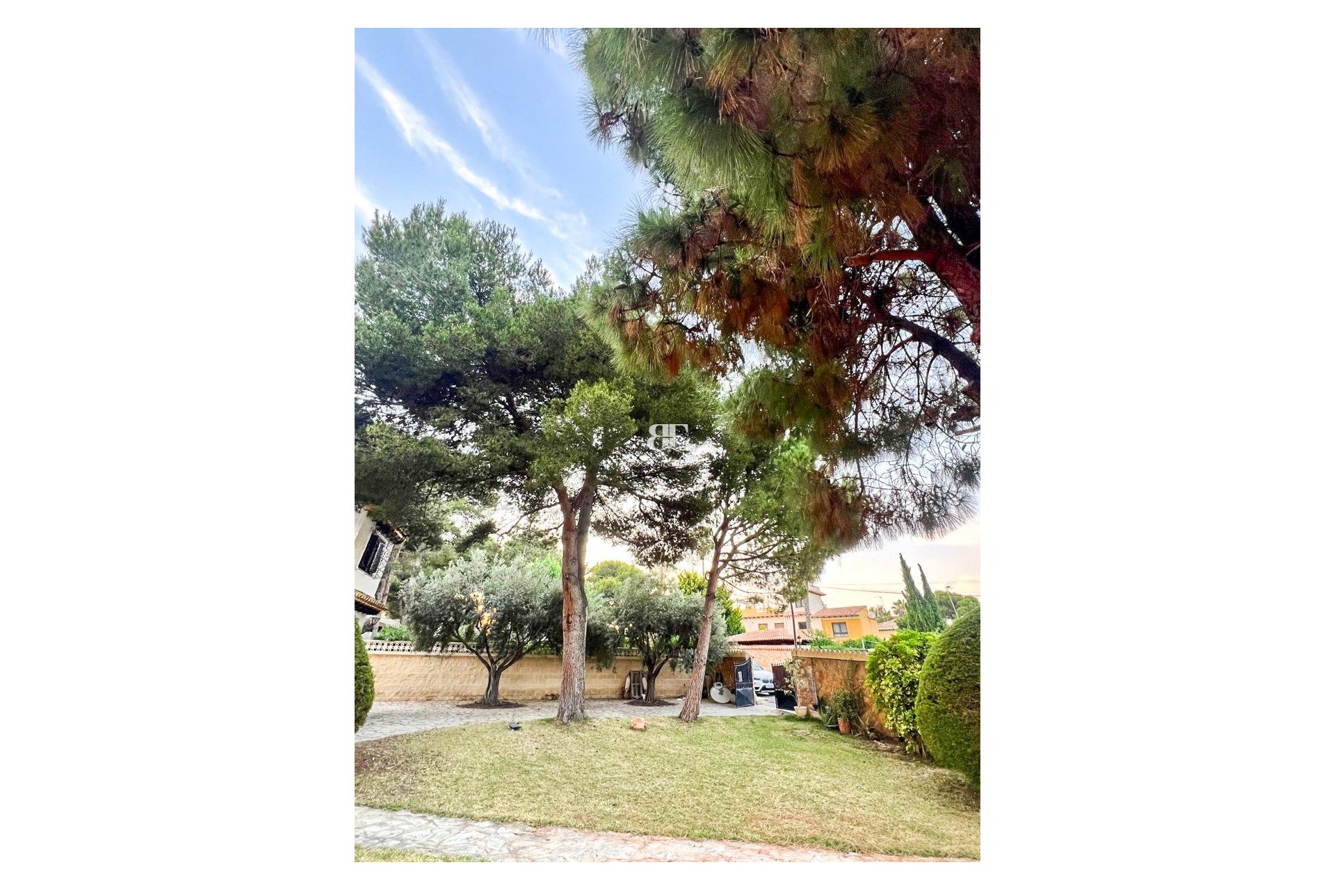 Resale - Villa -
Orihuela Costa - Punta Prima