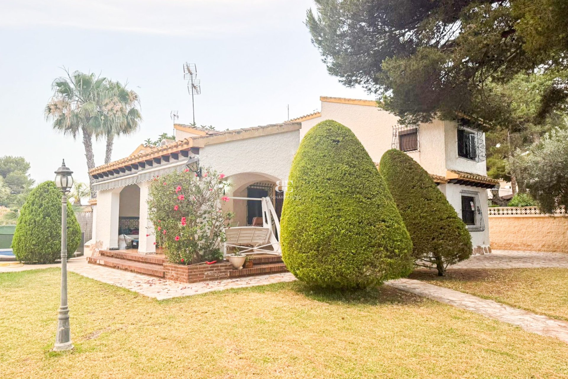 Resale - Villa -
Orihuela Costa - Punta Prima