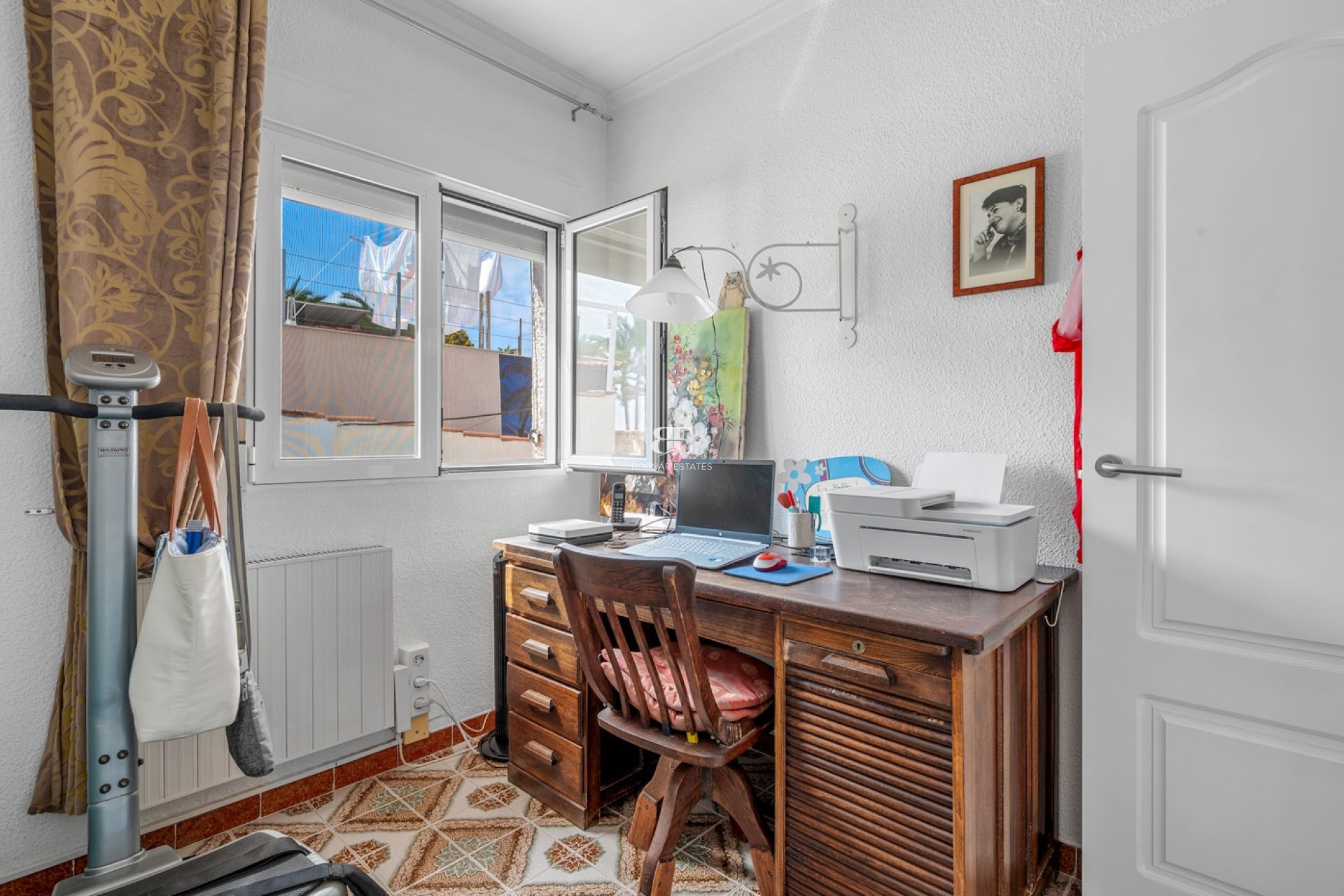 Resale - Villa -
Orihuela Costa - Punta Prima