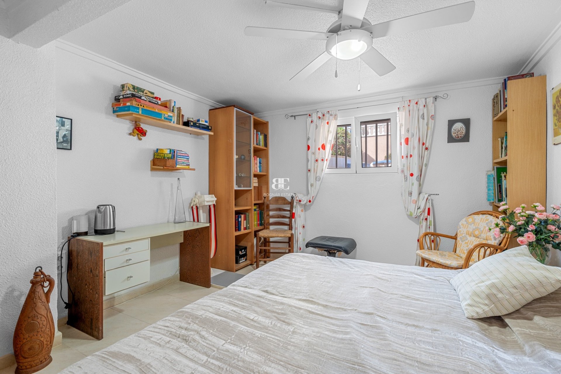 Resale - Villa -
Orihuela Costa - Punta Prima