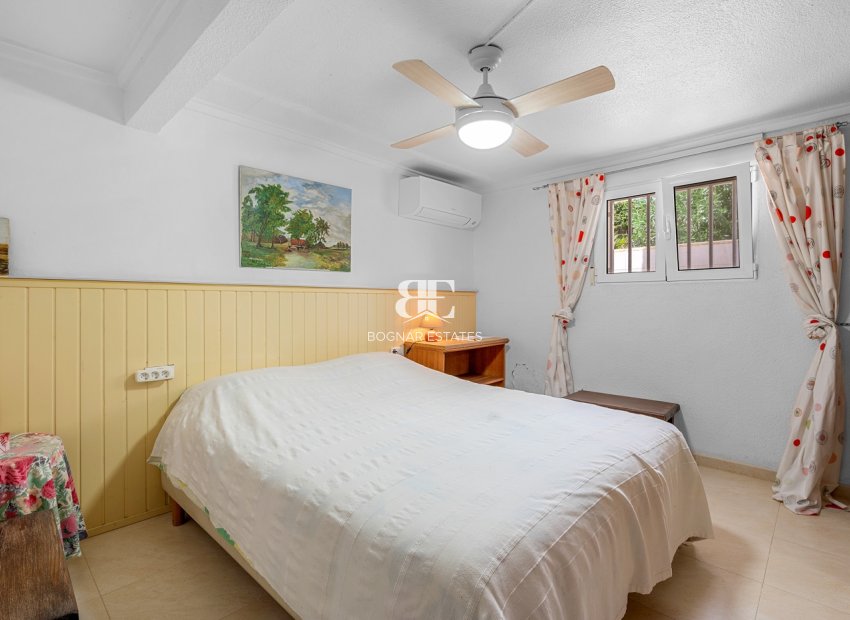 Resale - Villa -
Orihuela Costa - Punta Prima