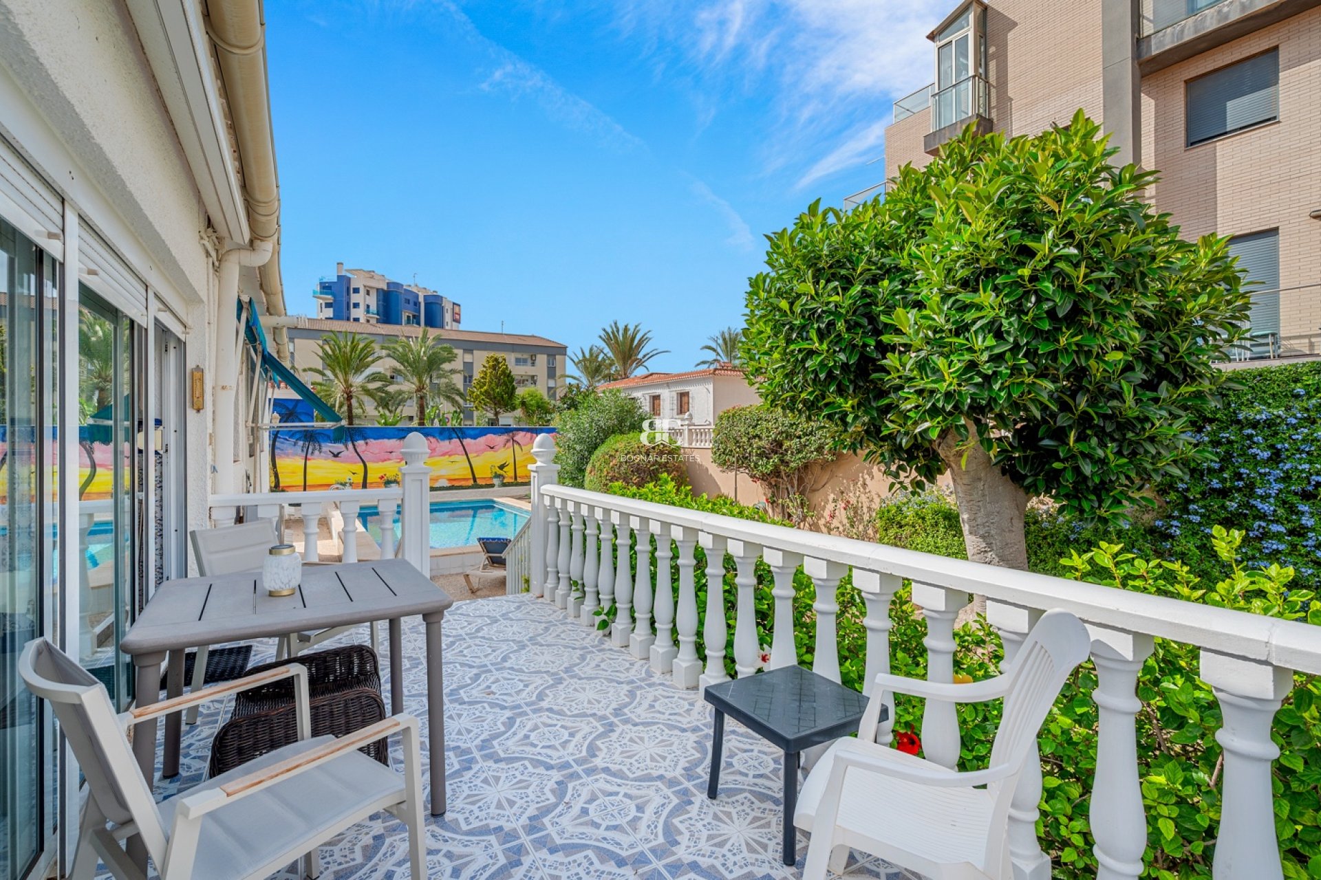 Resale - Villa -
Orihuela Costa - Punta Prima