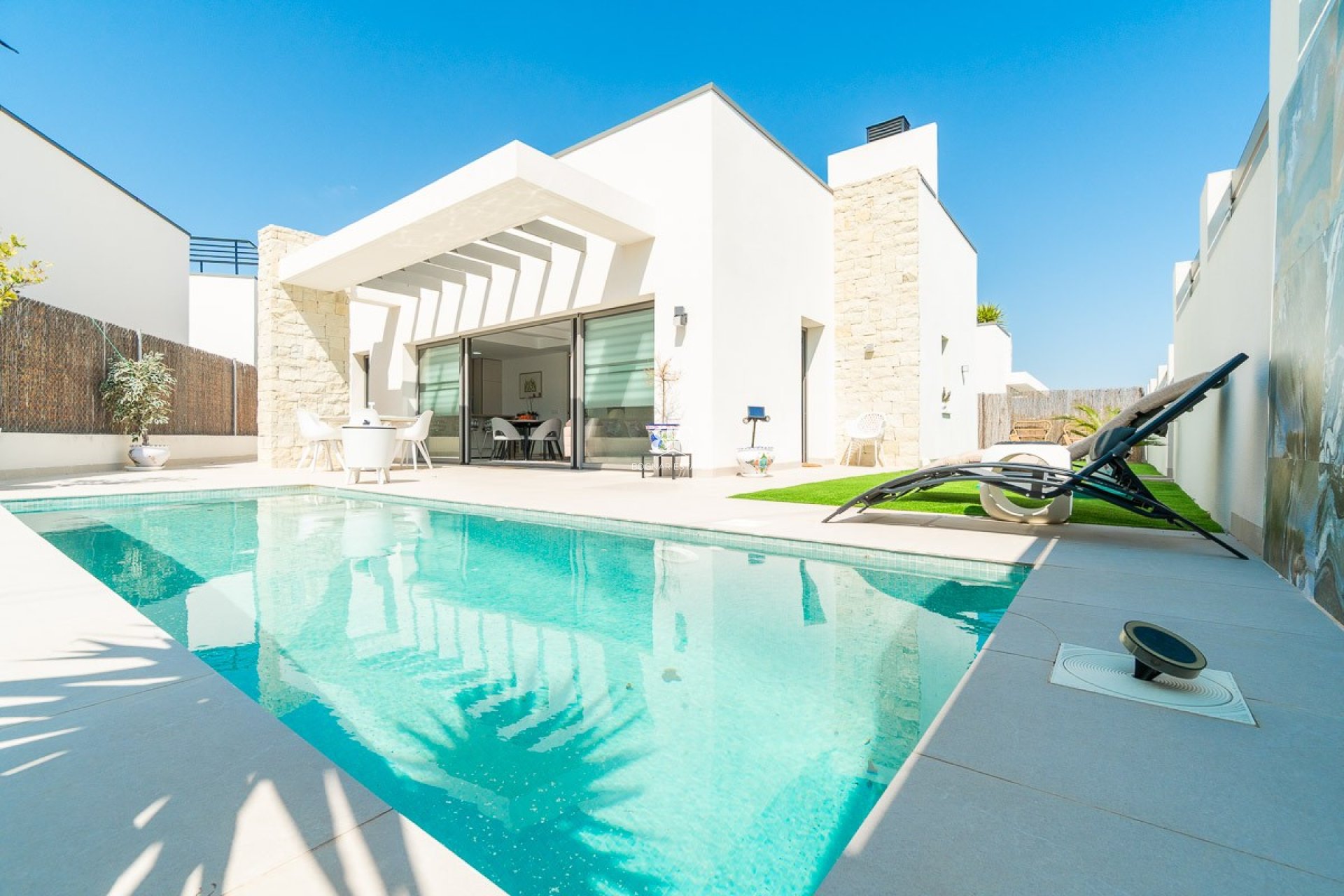 Resale - Villa -
Orihuela Costa - Villamartin Golf