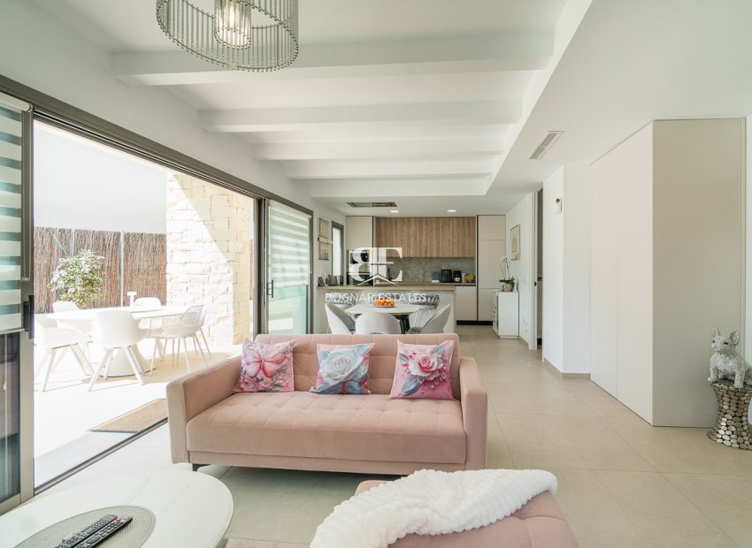 Resale - Villa -
Orihuela Costa - Villamartin Golf