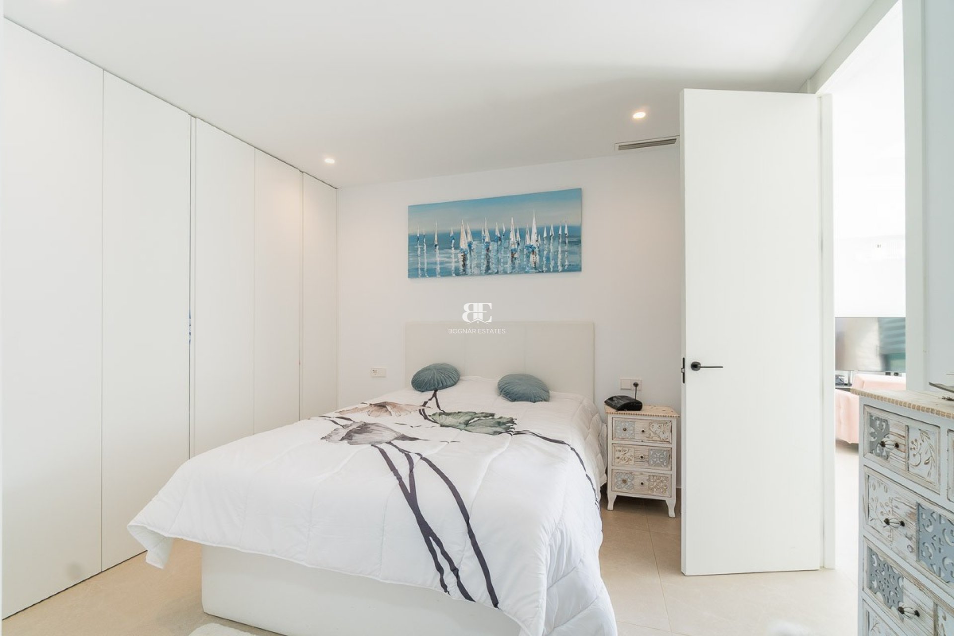 Resale - Villa -
Orihuela Costa - Villamartin Golf