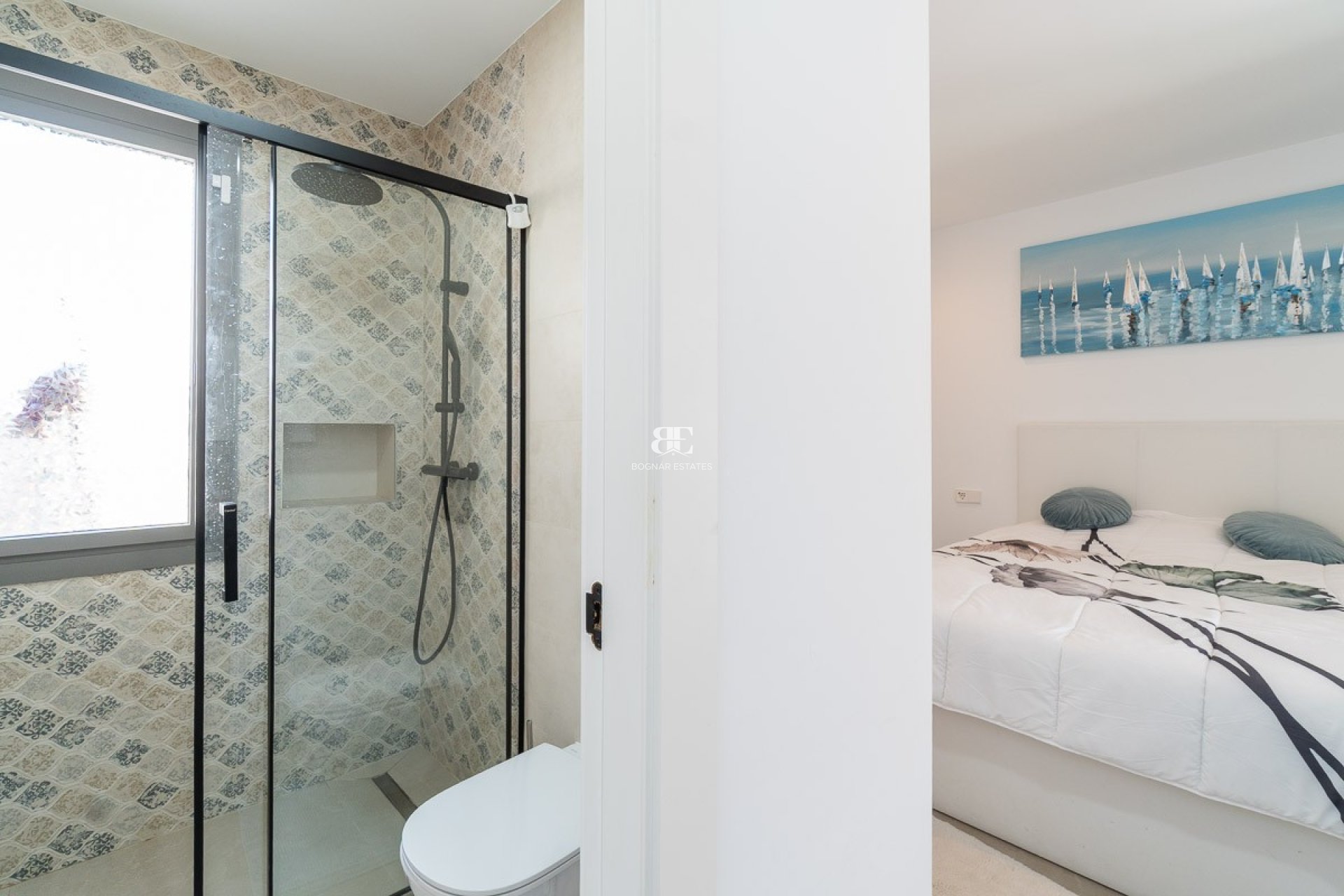 Resale - Villa -
Orihuela Costa - Villamartin Golf