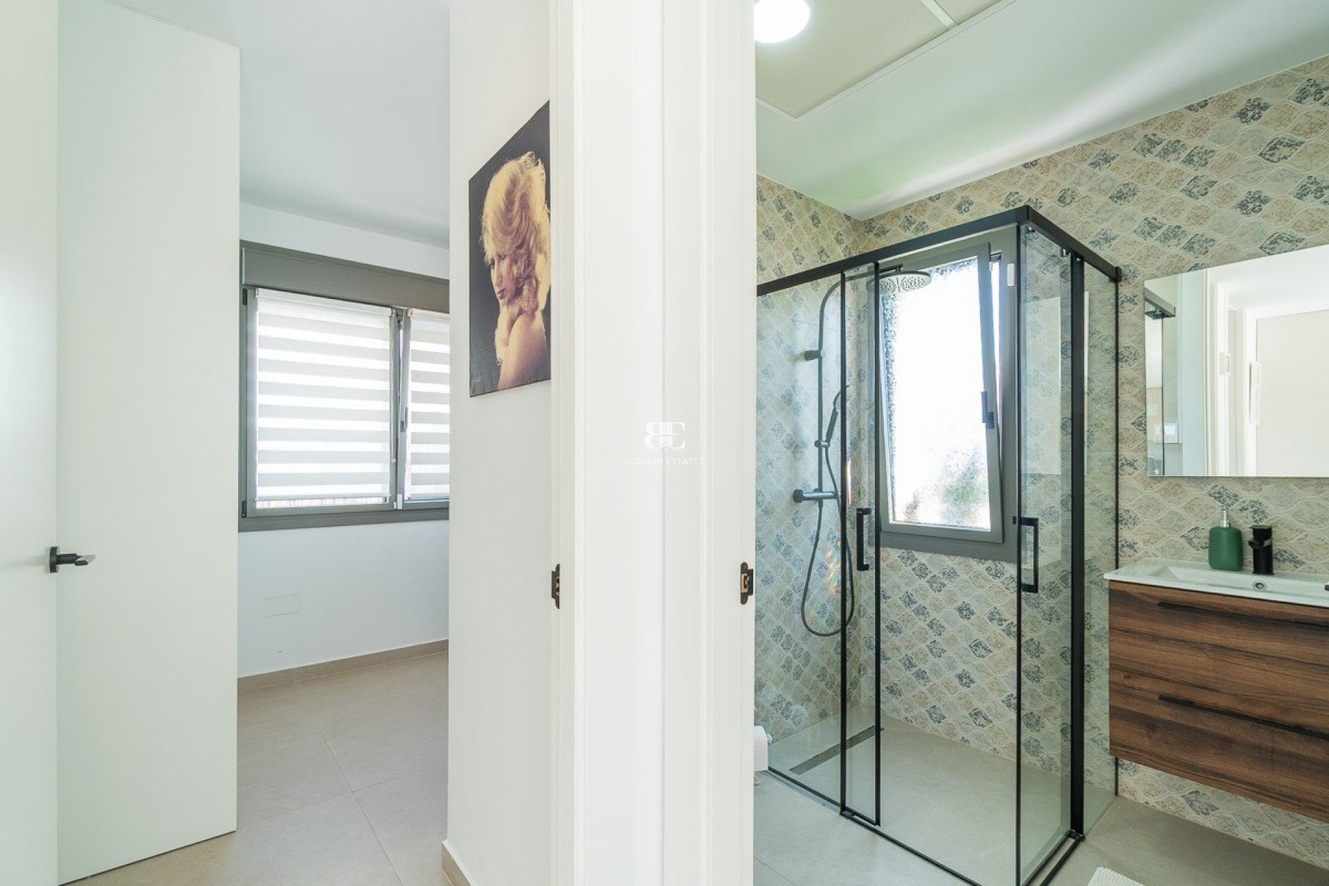 Resale - Villa -
Orihuela Costa - Villamartin Golf