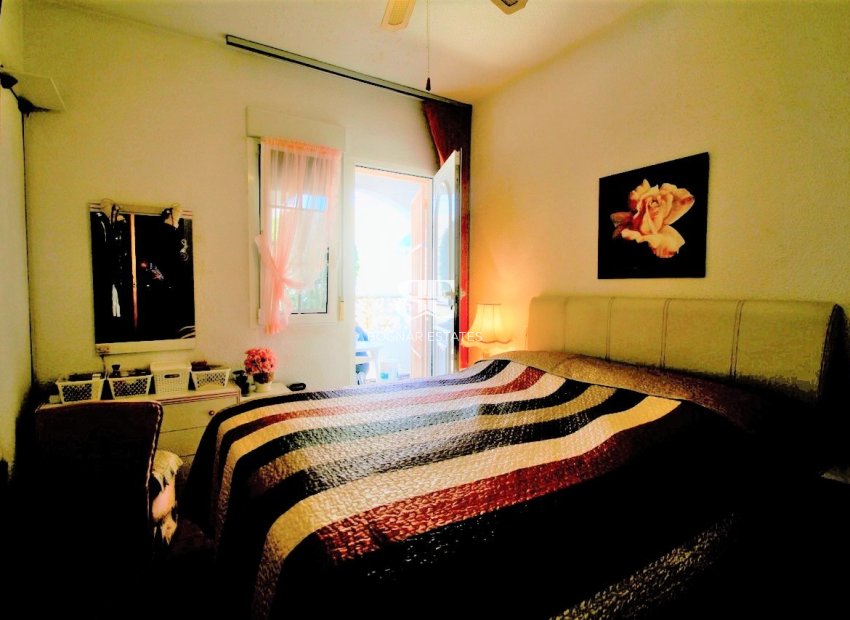 Resale - Villa -
Orihuela Costa - Villamartín