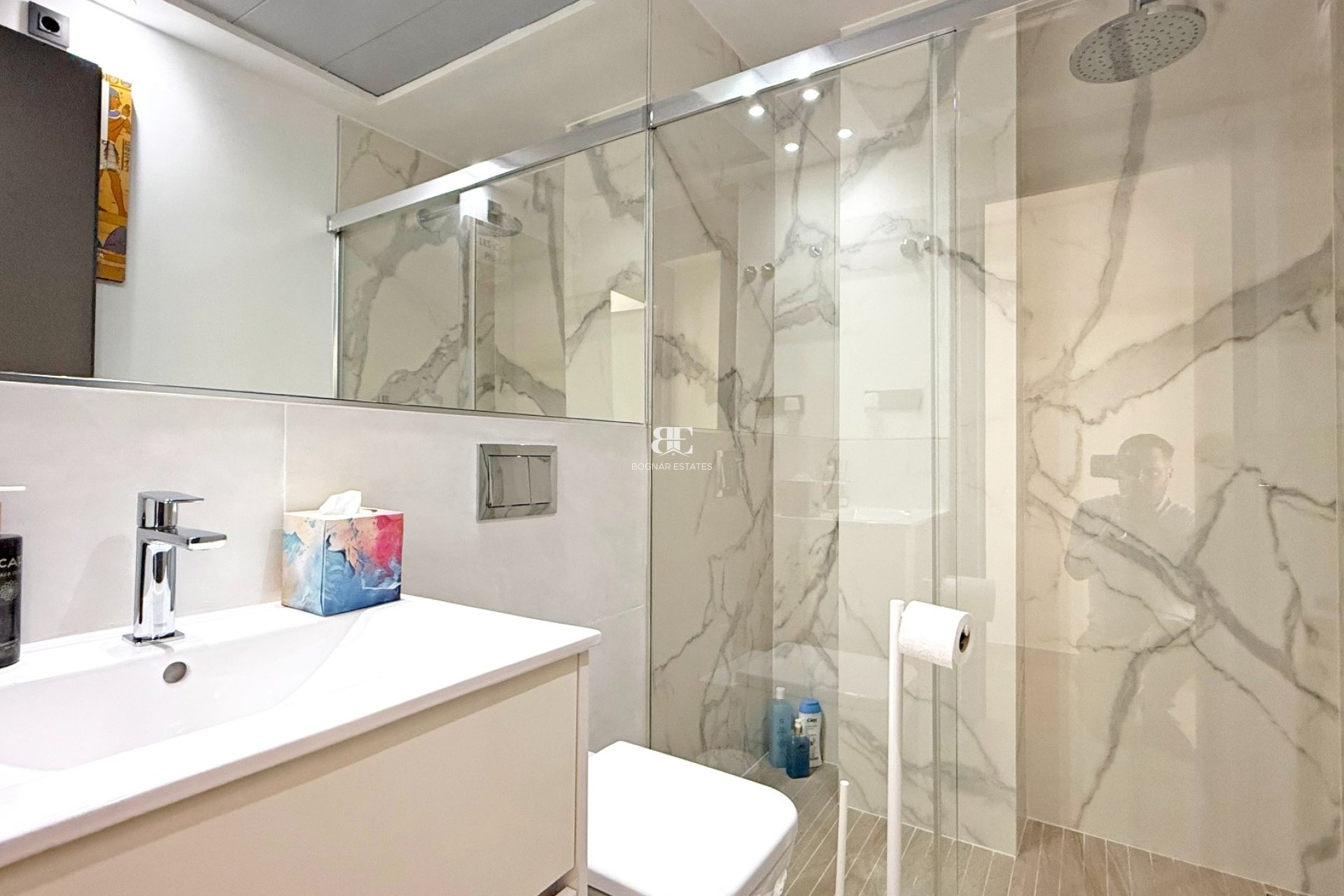 Resale - Villa -
Orihuela Costa - Villamartín