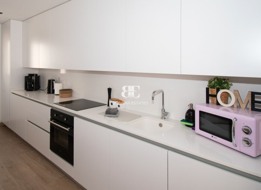 Resale - Villa -
Orihuela Costa - Villamartín