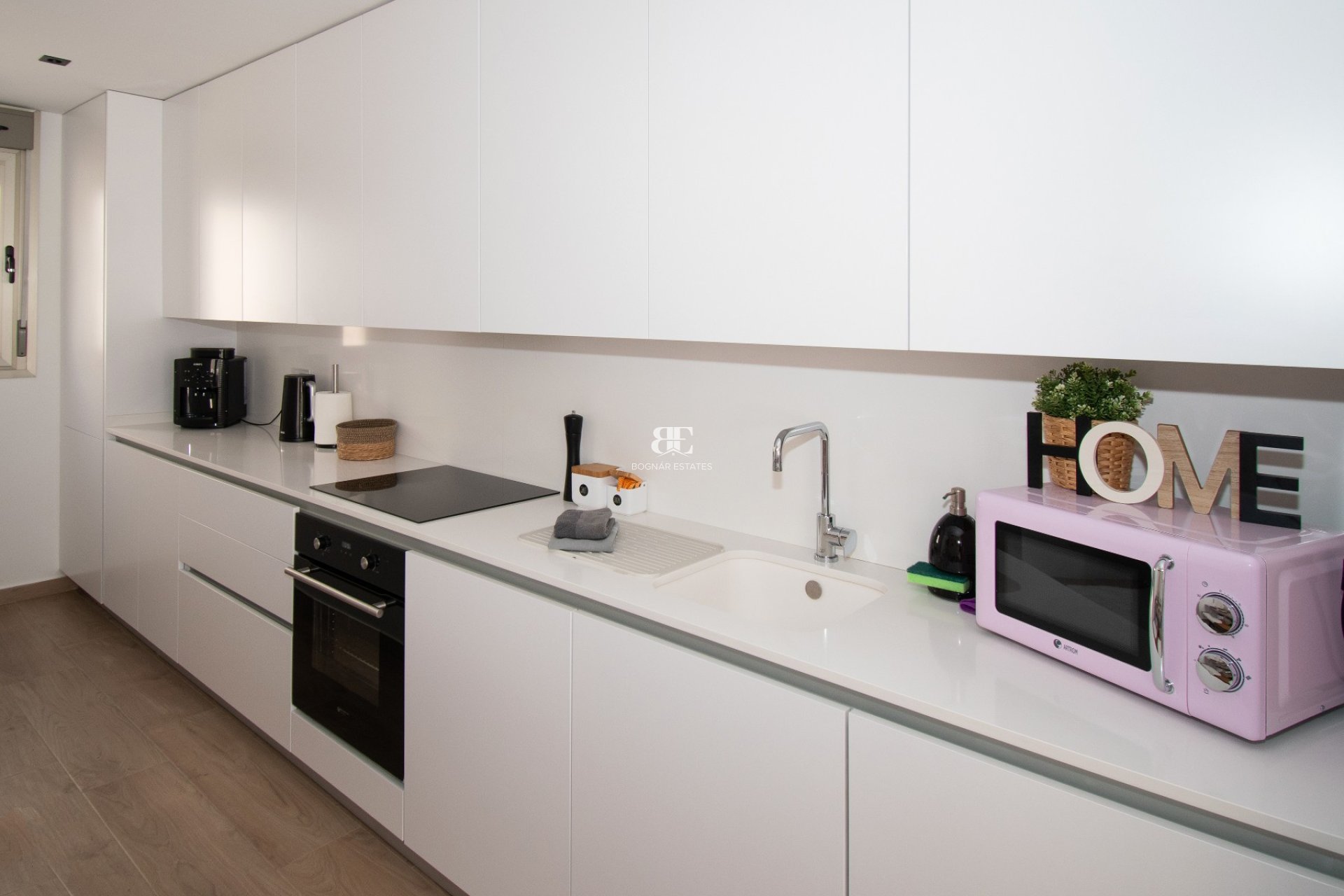 Resale - Villa -
Orihuela Costa - Villamartín