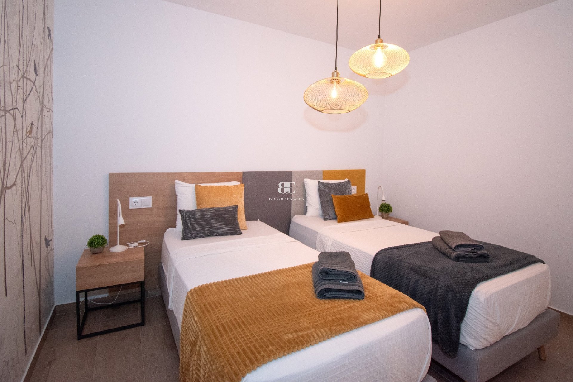 Resale - Villa -
Orihuela Costa - Villamartín