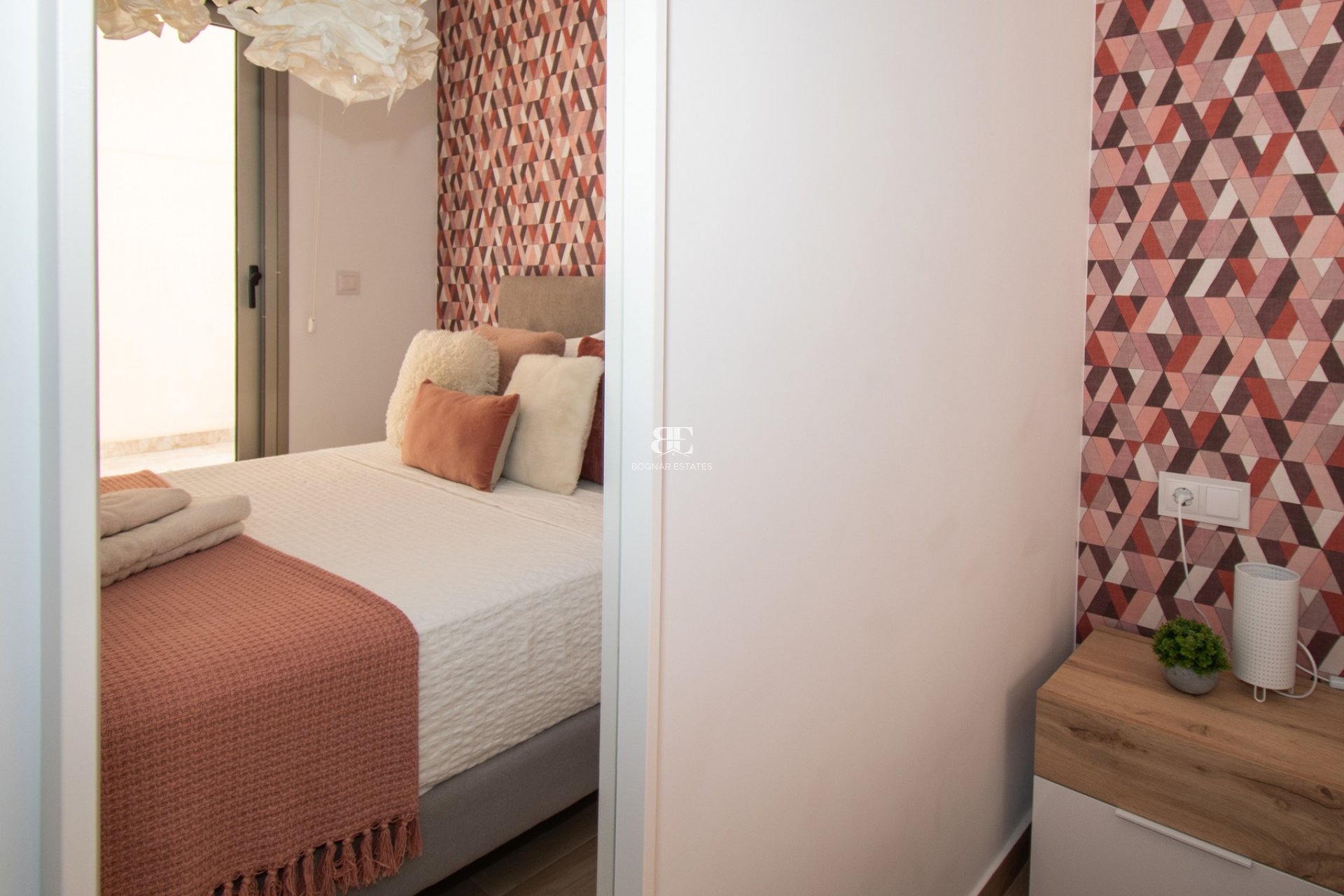 Resale - Villa -
Orihuela Costa - Villamartín