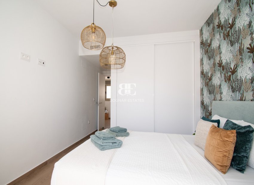 Resale - Villa -
Orihuela Costa - Villamartín