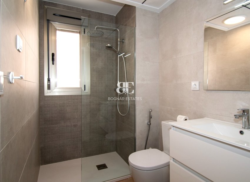 Resale - Villa -
Orihuela Costa - Villamartín