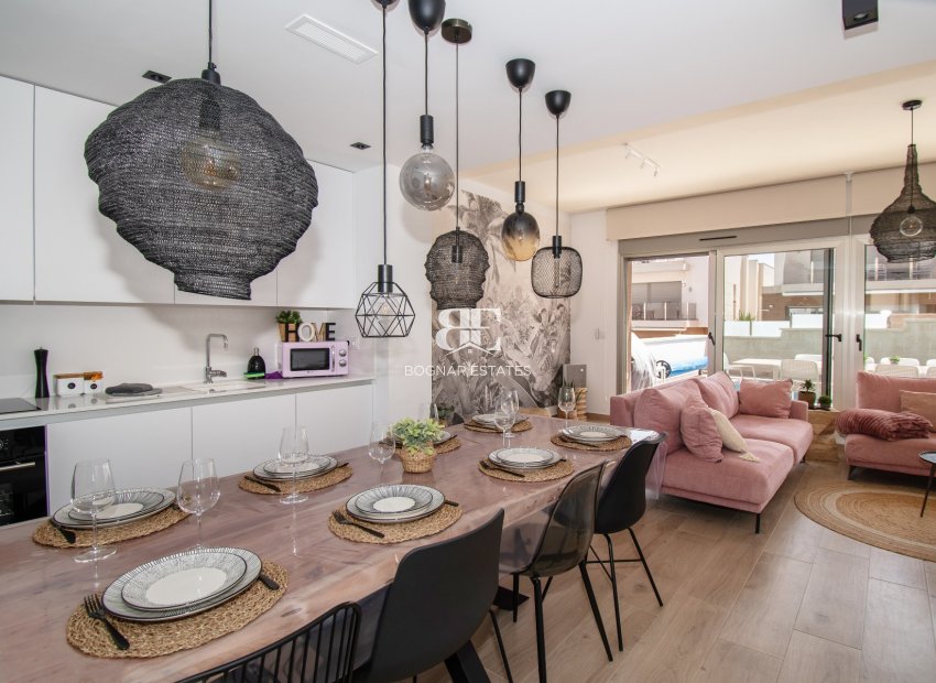 Resale - Villa -
Orihuela Costa - Villamartín