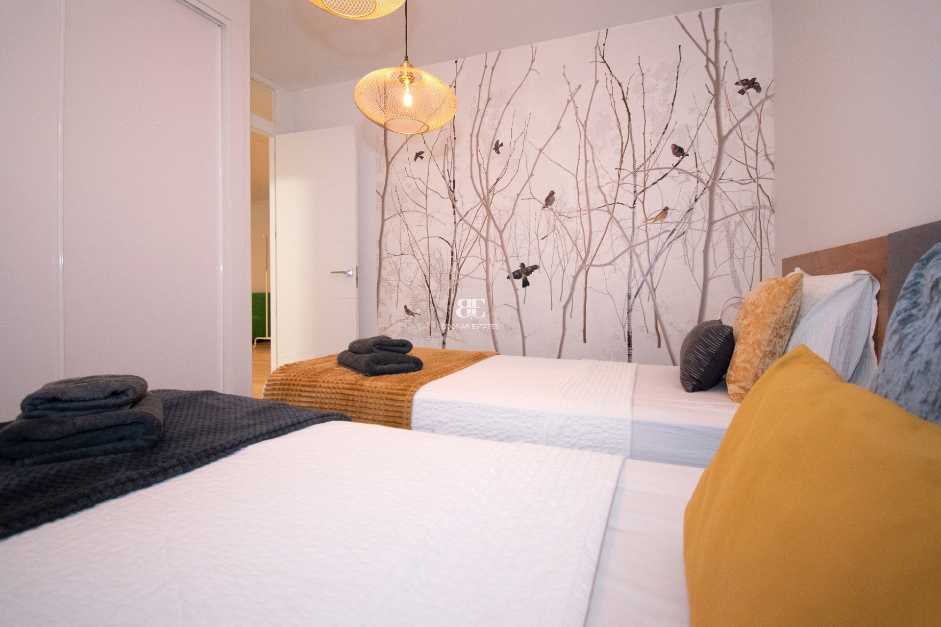 Resale - Villa -
Orihuela Costa - Villamartín